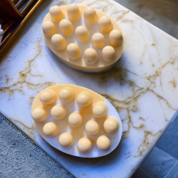 Handmade Soap - Oatmeal Honey & Milk Massage Soap Bar - Picture 5 of 8